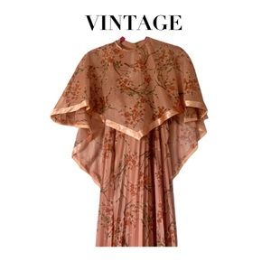 VINTAGE DRESS